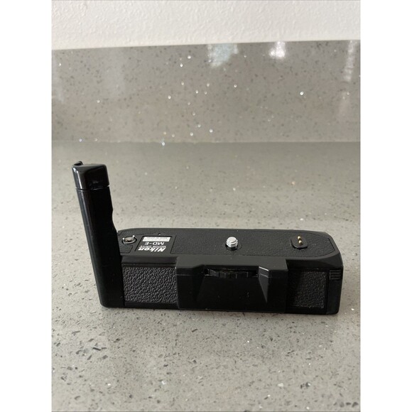 Nikon MD-E Motor Drive Winder for Nikon EM & FG FG-20 Cameras untested - Picture 6 of 10